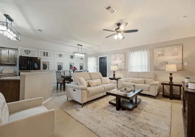 Photo 2 of Sale Pending at 3031 Appaloosa Dr, Dallas, TX 75237 | MLS# 21365126 | Listing updated on 2026-09-17