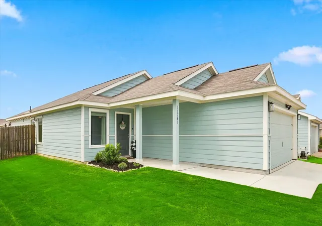 Photo 3 of Single family home for sale at 11741 Marcellus Wy, Justin, TX 76247 | MLS# 21368150 | Listing updated on 2026-09-12