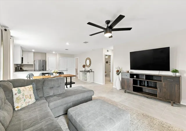 Photo 4 of Single family home for sale at 11741 Marcellus Wy, Justin, TX 76247 | MLS# 21368150 | Listing updated on 2026-09-12