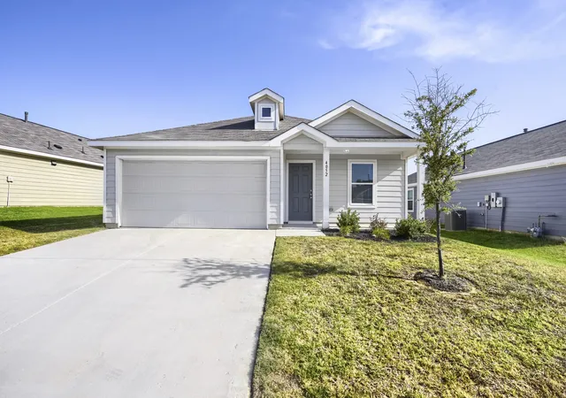 Photo 1 of Sale Pending at 4052 Dublin Ridge Dr, Fort Worth, TX 76036 | MLS# 21364459 | Listing updated on 2026-09-09