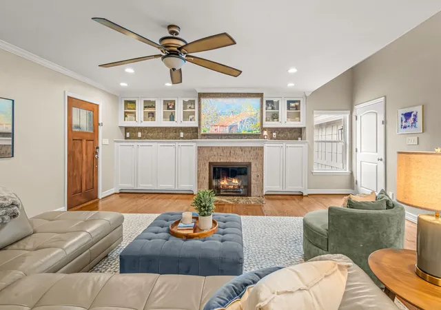 Photo 4 of Sale Pending at 6324 Darwood Ave, Fort Worth, TX 76116 | MLS# 21369253 | Listing updated on 2026-09-08