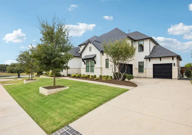 Photo 2 of Mansion for sale at 821 Wright Ln, Prosper, TX 75078 | MLS# 21368009 | Listing updated on 2026-09-30