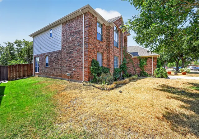 Photo 3 of Single family home for sale at 8646 Granville Dr, Dallas, TX 75249 | MLS# 21369264 | Listing updated on 2026-09-19