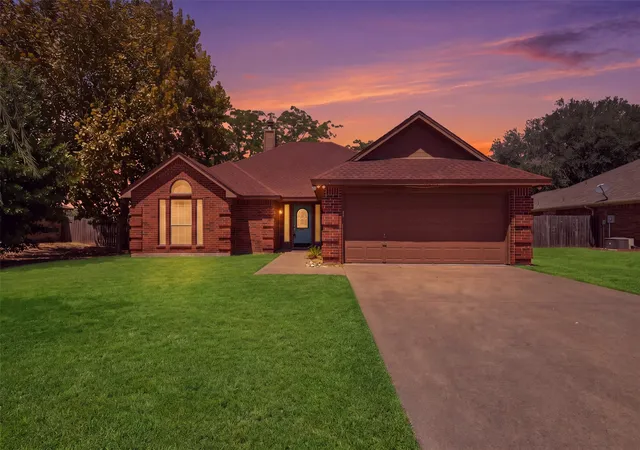 Photo 1 of Single family home for sale at 1507 Saddle Creek Ct, Granbury, TX 76048 | MLS# 21369640 | Listing updated on 2026-09-11