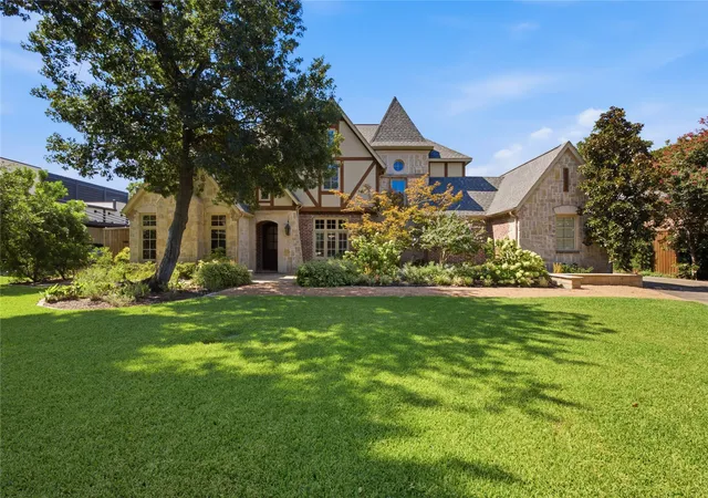 Photo 1 of Single family home for sale at 5924 Norway Rd, Dallas, TX 75230 | MLS# 21367663 | Listing updated on 2026-10-06