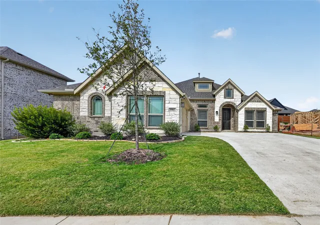 Photo 1 of Single family home for sale at 8904 Wichita Ln, Denton, TX 76226 | MLS# 21361888 | Listing updated on 2026-09-12