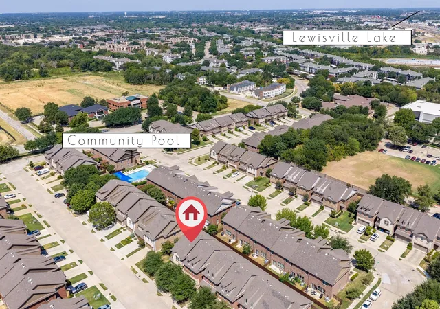 Townhouse for sale at 399 Teague Dr, Lewisville, TX 75067 | MLS# 21362479