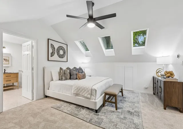 Photo 2 of Sale Pending at 5342 Mccommas Blvd, Dallas, TX 75206 | MLS# 21369864 | Listing updated on 2026-09-11