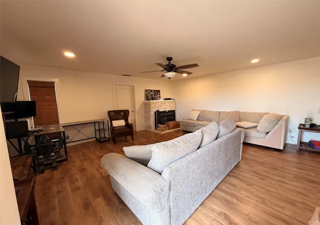Photo 3 of House for sale at 817 St Hwy 153, Wingate, TX 79566 | MLS# 21369866 | Listing updated on 2026-09-14