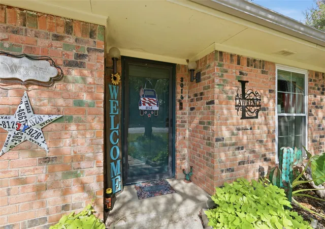 Photo 3 of Single family home for sale at 3016 Arapaho Rd, Commerce, TX 75428 | MLS# 21367561 | Listing updated on 2026-09-15