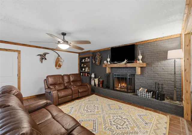 Photo 4 of Single family home for sale at 3016 Arapaho Rd, Commerce, TX 75428 | MLS# 21367561 | Listing updated on 2026-09-15