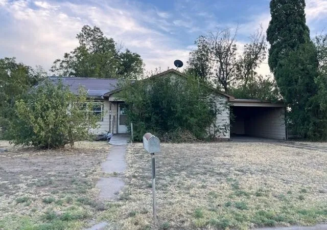 Photo 1 of Single family home for sale at 805 Main, Knox City, TX 79528 | MLS# 21370038 | Listing updated on 2026-09-25