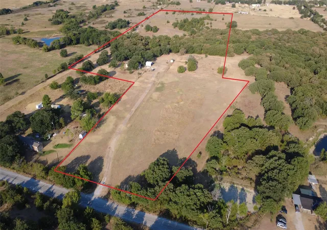 Photo 1 of Manufactured home for sale at 249 Hildreth Pool Rd, Bowie, TX 76230 | MLS# 21368747 | Listing updated on 2026-09-23