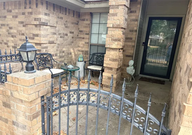 Photo 3 of Single family home for sale at 1908 Berrybrook Dr, Fort Worth, TX 76134 | MLS# 21369624 | Listing updated on 2026-09-10