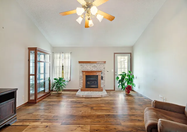 Photo 3 of Single family home for sale at 537 Farm Road 2820, Sumner, TX 75486 | MLS# 21369025 | Listing updated on 2026-09-09