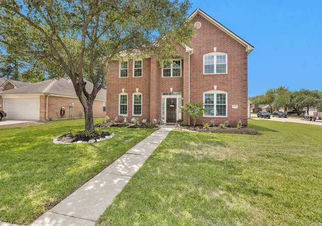 Photo 3 of Single family home for sale at 17711 Memorial Springs Dr, Tomball, TX 77375 | MLS# 21370179 | Listing updated on 2026-10-05