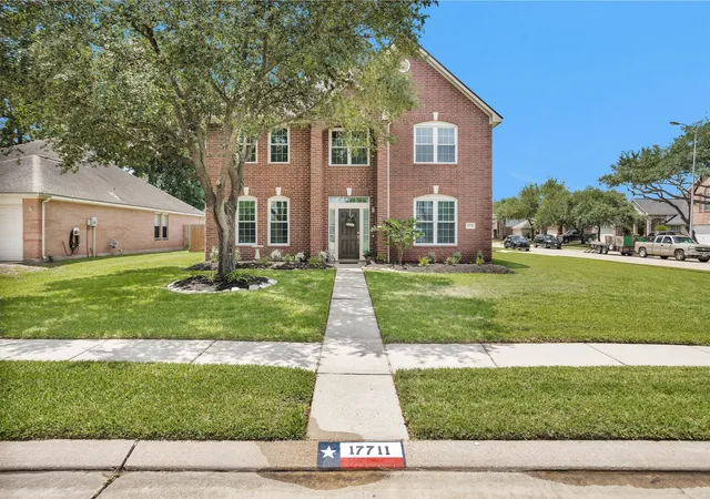 Photo 3 of Single family home for sale at 17711 Memorial Springs Dr, Tomball, TX 77375 | MLS# 21370179 | Listing updated on 2026-10-05