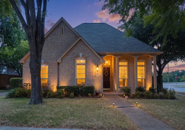 Photo 1 of Sale Pending at 529 Colgate Dr, Allen, TX 75013 | MLS# 21369058 | Listing updated on 2026-09-10