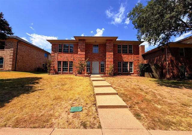 Photo 1 of Single family home for sale at 2405 Waterloo Ln, Mesquite, TX 75181 | MLS# 21370272 | Listing updated on 2026-10-20