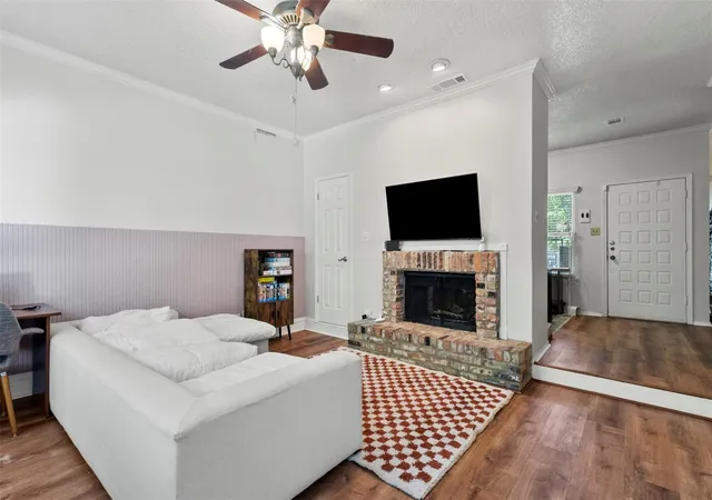 Photo 3 of Condo for sale at 5616 Preston Oaks Rd #1105, Dallas, TX 75254 | MLS# 21370310 | Listing updated on 2026-09-12