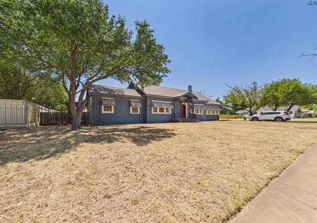 Photo 3 of Single family home for sale at 1305 Buchanan Street, Wichita Falls, TX 76309 | MLS# 21370302 | Listing updated on 2026-09-09