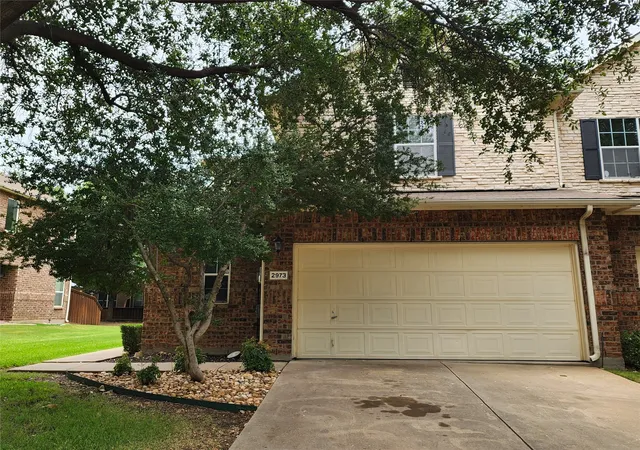 Photo 1 of Single family home for sale at 2973 Saint Andrews Dr, Lewisville, TX 75067 | MLS# 21369363 | Listing updated on 2026-09-10