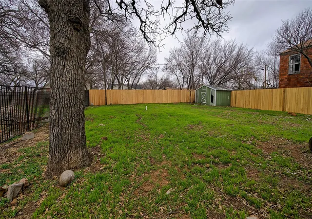 Photo 3 of Sale Pending at 307 Fannin St, Nocona, TX 76255 | MLS# 21369508 | Listing updated on 2026-09-07