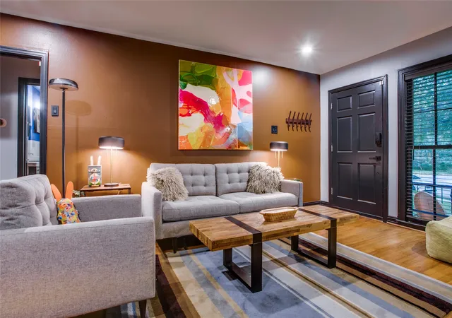 Photo 3 of Single family home for sale at 2831 Duval Dr, Dallas, TX 75211 | MLS# 21370016 | Listing updated on 2026-09-12