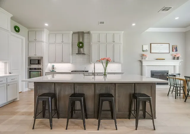 Photo 4 of Single family home for sale at 13648 Leatherstem Ln, Fort Worth, TX 76008 | MLS# 21370560 | Listing updated on 2026-10-02