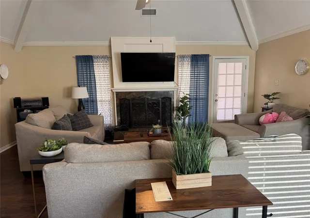 Photo 1 of Single family home for sale at 428 River Oaks Ln, Richardson, TX 75081 | MLS# 21370557 | Listing updated on 2026-09-19