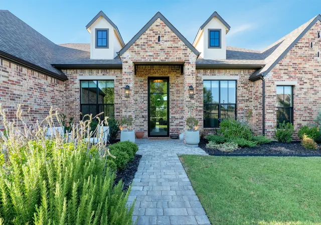 Photo 2 of Sale Pending at 631 San Saba W, Midlothian, TX 76065 | MLS# 21362975 | Listing updated on 2026-09-22