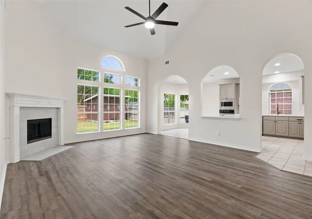 Photo 2 of Single family home for sale at 11501 Pheasant Creek Dr, Fort Worth, TX 76244 | MLS# 21370517 | Listing updated on 2026-09-12