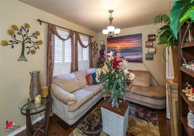 Photo 4 of Townhouse for sale at 8520 Grover Pl, Shreveport, LA 71115 | MLS# 21370595 | Listing updated on 2026-09-12