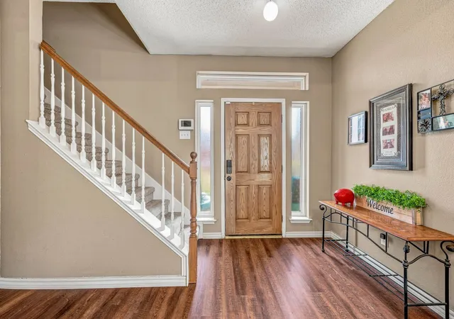 Photo 4 of Sale Pending at 6913 Chaco Trl, Fort Worth, TX 76137 | MLS# 21370591 | Listing updated on 2026-09-11