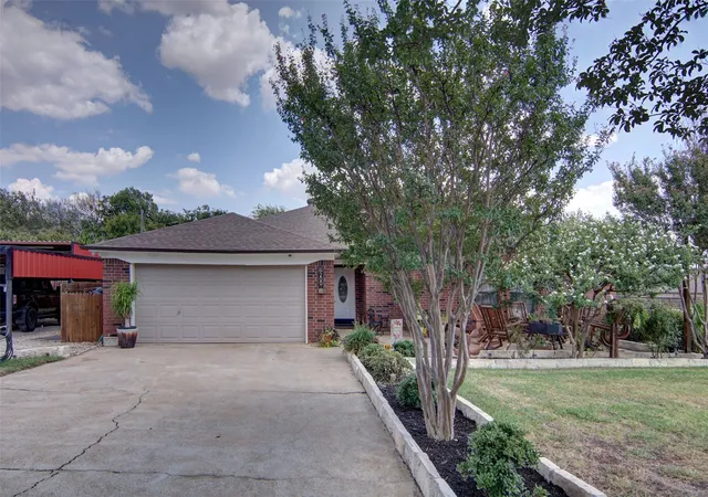Photo 1 of Single family home for sale at 7200 Gillis Johnson St, Fort Worth, TX 76179 | MLS# 21364303 | Listing updated on 2026-09-15