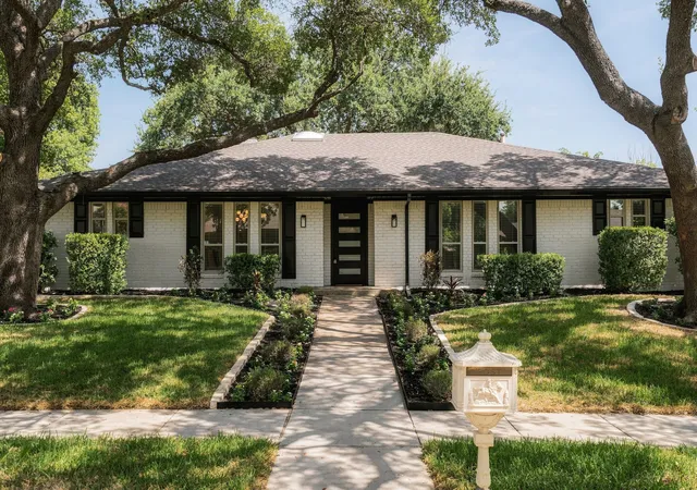 Photo 1 of Single family home for sale at 3209 Forester Wy, Plano, TX 75075 | MLS# 21370627 | Listing updated on 2026-09-12