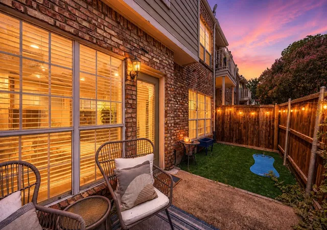 Photo 2 of Condo for sale at 7151 Gaston Ave #910, Dallas, TX 75214 | MLS# 21369646 | Listing updated on 2026-09-08