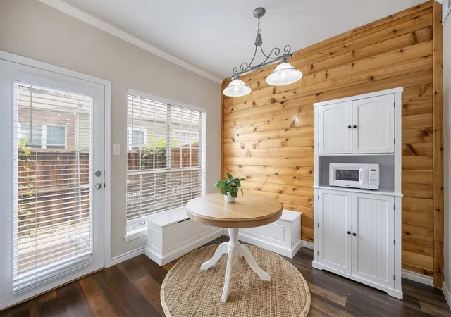 Photo 3 of Condo for sale at 7151 Gaston Ave #910, Dallas, TX 75214 | MLS# 21369646 | Listing updated on 2026-09-08