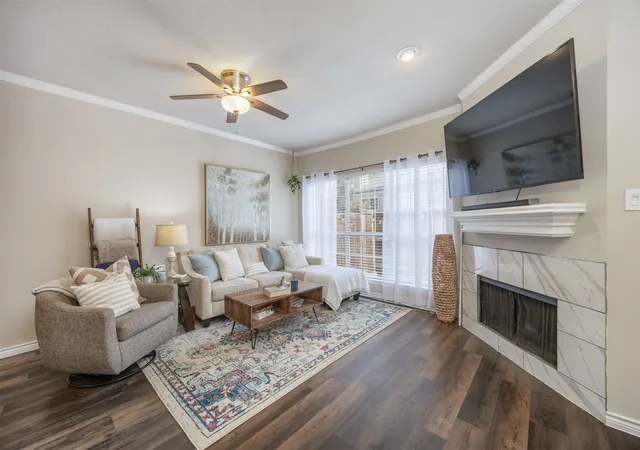Photo 4 of Condo for sale at 7151 Gaston Ave #910, Dallas, TX 75214 | MLS# 21369646 | Listing updated on 2026-09-08