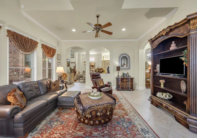 Photo 4 of Single family home for sale at 5637 Braemar Dr, Frisco, TX 75034 | MLS# 21358069 | Listing updated on 2026-09-12