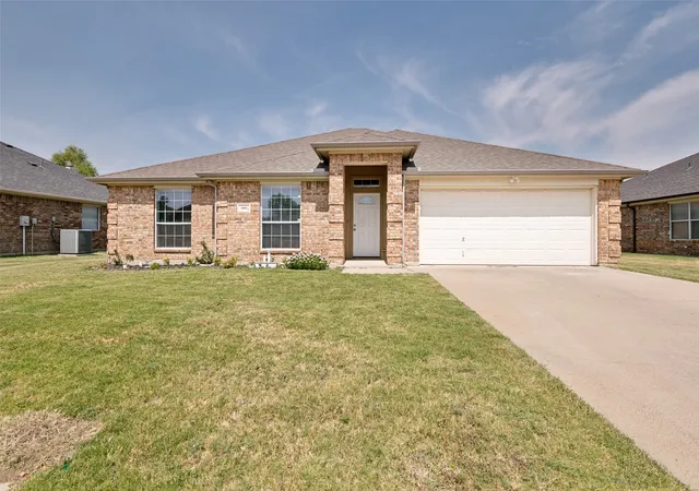 Photo 1 of Sale Pending at 1809 Millbrook Dr, Midlothian, TX 76065 | MLS# 21218379 | Listing updated on 2026-09-16
