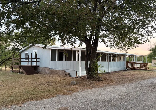 Photo 1 of Manufactured home for sale at 7424 N Locust St, Denton, TX 76207 | MLS# 21370730 | Listing updated on 2026-09-15