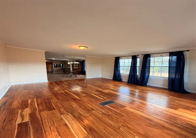 Photo 4 of Manufactured home for sale at 7424 N Locust St, Denton, TX 76207 | MLS# 21370730 | Listing updated on 2026-09-15
