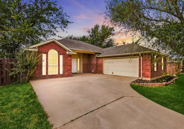 Photo 1 of Single family home for sale at 208 Cory Ct, Krum, TX 76249 | MLS# 21368616 | Listing updated on 2026-09-10