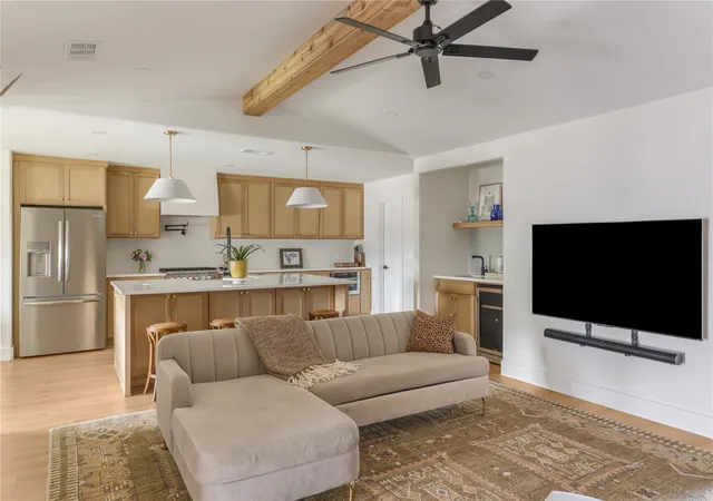 Photo 4 of Sale Pending at 7322 Hunnicut Rd, Dallas, TX 75227 | MLS# 21370147 | Listing updated on 2026-09-09