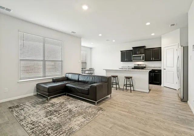Photo 4 of Single family home for sale at 1612 Gibsonville Dr, Fort Worth, TX 76108 | MLS# 21368689 | Listing updated on 2026-09-10