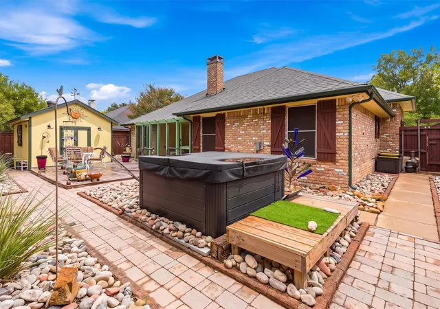 Photo 2 of Sale Pending at 215 Morene Ave, Waxahachie, TX 75165 | MLS# 21370634 | Listing updated on 2026-09-20