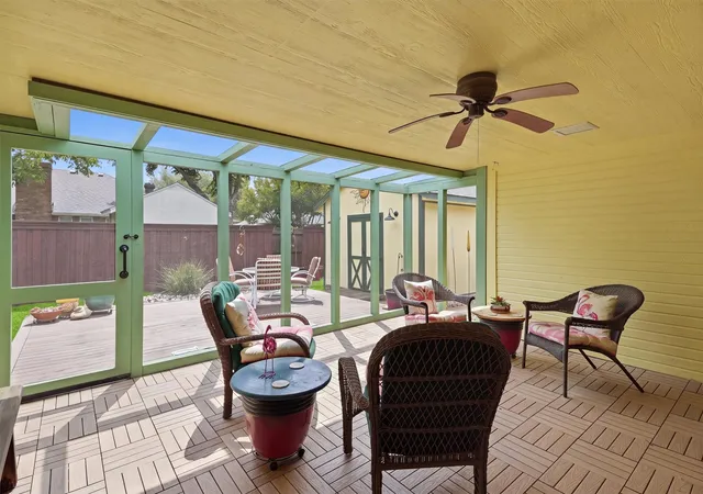 Photo 3 of Sale Pending at 215 Morene Ave, Waxahachie, TX 75165 | MLS# 21370634 | Listing updated on 2026-09-20