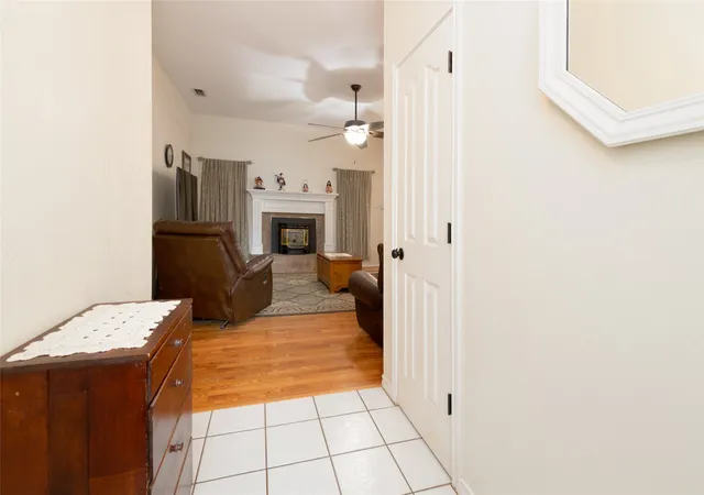 Photo 3 of Sale Pending at 5366 Willow Ridge Rd, Abilene, TX 79606 | MLS# 21369664 | Listing updated on 2026-09-09