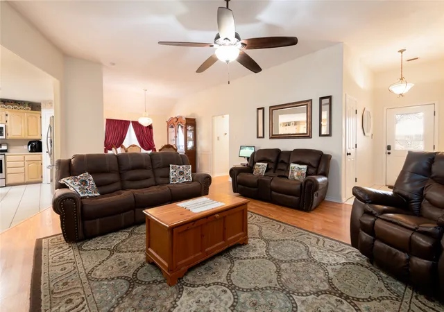 Photo 4 of Sale Pending at 5366 Willow Ridge Rd, Abilene, TX 79606 | MLS# 21369664 | Listing updated on 2026-09-09